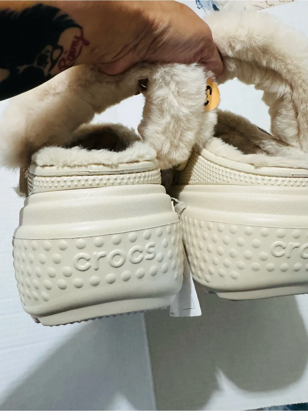 CROCS stomp lined quilted clog size men’s 13 in Cream color BNWT - Picture 2 of 12